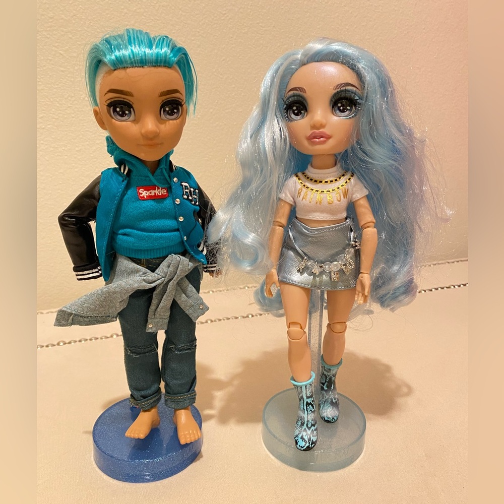 Rainbow High Kendall Teal Boy and Rainbow High Gabriella Icel dolls set